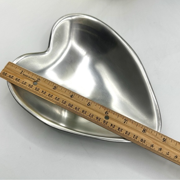 Nambe Heart Shaped Bowl, #118 B. Beautiful 8.5” long - Picture 7 of 9